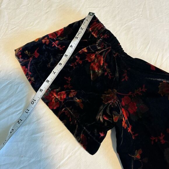 Loft Womens Black Floral Velvet Off the Shoulder Top Large NWT Fairy Grunge Chic - Picture 9 of 10